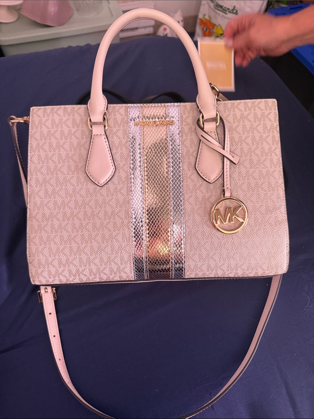 Michael Kors Sheila Signature logo Satchel